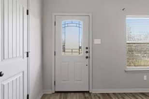 101 W Capps St, Rio Vista, TX 76093 - Photo 3