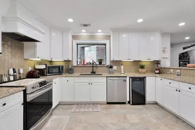 5014 Largo Drive, Granbury, TX 76049 - Photo 13