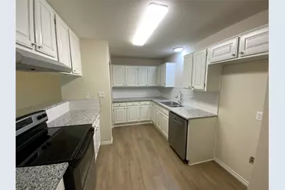 7605 Lisa Court, Fort Worth, TX 76112 - Photo 5