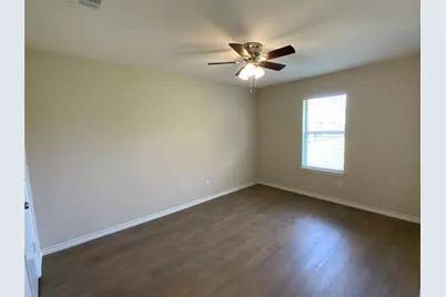 7605 Lisa Court, Fort Worth, TX 76112 - Photo 11