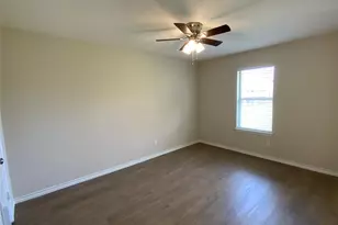 7605 Lisa Ct, Fort Worth, TX 76112 - Photo 11