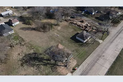 1620 Fitzhugh Avenue, Paris, TX 75460 - Photo 15