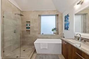 8613 Lakeside Dr, Rowlett, TX 75088 - Photo 15