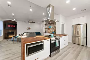 8613 Lakeside Dr, Rowlett, TX 75088 - Photo 11