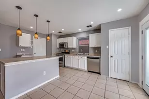 7705 Tin Cup Dr, Arlington, TX 76001 - Photo 11