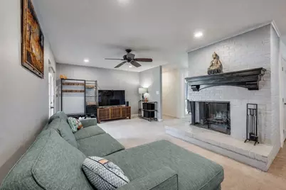 9835 Estate Lane, Dallas, TX 75238 - Photo 5