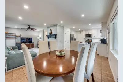 9835 Estate Lane, Dallas, TX 75238 - Photo 9