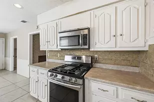 3764 Kiest Valley Pkwy, Dallas, TX 75233 - Photo 11