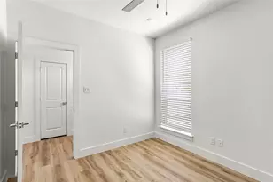 2505 Benbrook Blvd, Fort Worth, TX 76109 - Photo 7