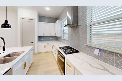 2635 Carmelita Street, Dallas, TX 75212 - Photo 5