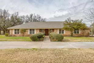 533 W Paloma Ct, Fort Worth, TX 76108 - Photo 1