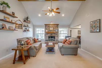 533 W Paloma Court, Fort Worth, TX 76108 - Photo 9