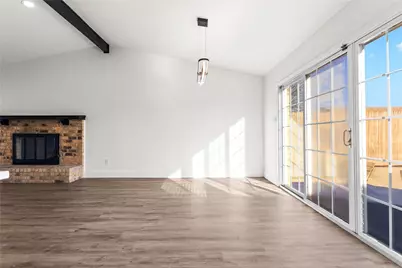 314 Southerland Avenue, Mesquite, TX 75150 - Photo 7