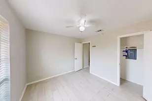 1434 CreekWood Ln, Mesquite, TX 75149 - Photo 7