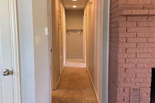 2105 W Pearl St, Granbury, TX 76048 - Photo 9