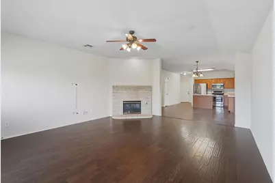 9822 Revolution Way, Frisco, TX 75033 - Photo 5