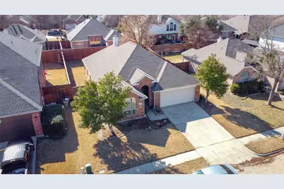 1036 Wagon Trail Drive, Little Elm, TX 75068 - Photo 9