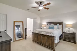 1911 Castaway Dr, Dallas, TX 75051 - Photo 25