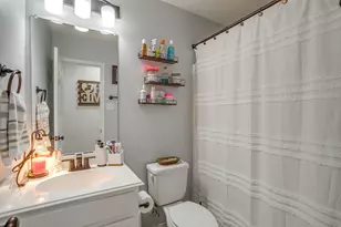 1911 Castaway Dr, Dallas, TX 75051 - Photo 21