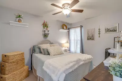 1911 Castaway Drive, Dallas, TX 75051 - Photo 27