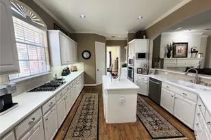 2160 Wilderness Ct, Frisco, TX 75033 - Photo 9