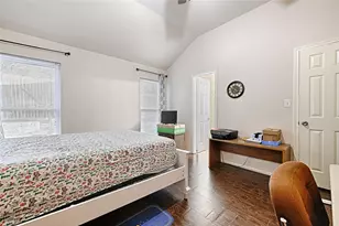 4545 Forest Glen Dr, Fort Worth, TX 76119 - Photo 9