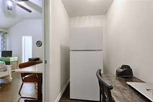 4545 Forest Glen Dr, Fort Worth, TX 76119 - Photo 11