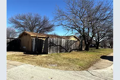 901 Meadow Mead Drive, Allen, TX 75002 - Photo 11