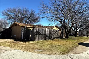 901 Meadow Mead Dr, Allen, TX 75002 - Photo 11