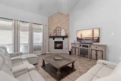 2736 Village Creek Street, Celina, TX 75078 - Photo 9