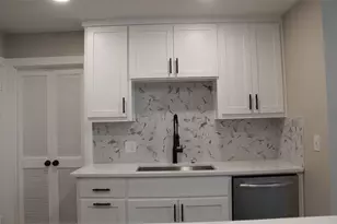 429 Stroud Ln, Garland, TX 75043 - Photo 17