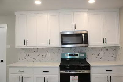 429 Stroud Lane, Garland, TX 75043 - Photo 7