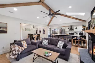 404 Mountainview Dr, Hurst, TX 76054 - Photo 9