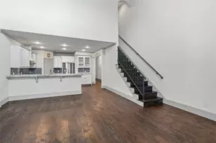 3818 W 7th St, Fort Worth, TX 76107 - Photo 9