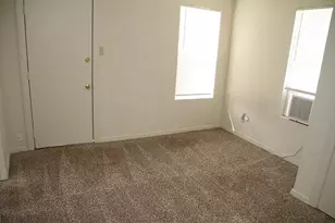 415 Hallvale Dr, White Settlement, TX 76108 - Photo 5