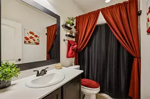 525 Meadow Springs Dr, Glenn Heights, TX 75154 - Photo 17