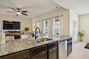 525 Meadow Springs Dr, Glenn Heights, TX 75154 - Photo 7