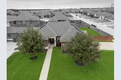 525 Meadow Springs Drive, Glenn Heights, TX 75154 - Photo 25