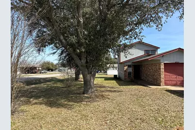 1852 Coral Road, Pelican Bay, TX 76020 - Photo 1