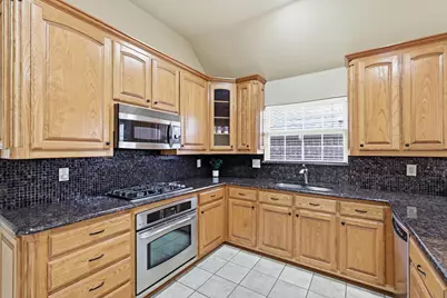 632 Wyndham Circle, Keller, TX 76248 - Photo 9