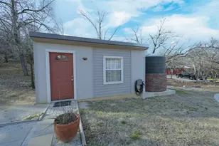 441 Cozy Cove Ct, Chico, TX 76431 - Photo 37