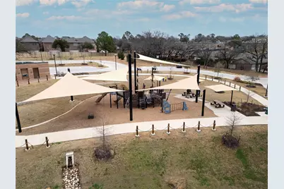 225 Buckingham Avenue, Euless, TX 76040 - Photo 29