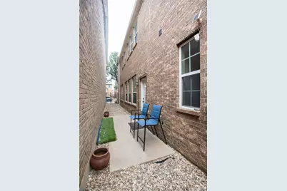 225 Buckingham Avenue, Euless, TX 76040 - Photo 27