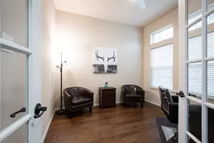 225 Buckingham Ave, Euless, TX 76040 - Photo 9