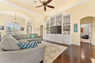 10701 Francis Drive, Waco, TX 76712 - Photo 9