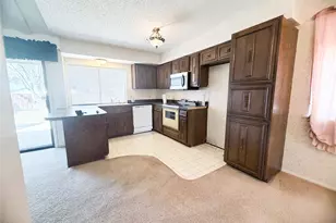 2003 Statler Dr, Carrollton, TX 75007 - Photo 9