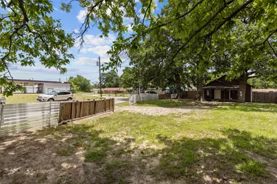 606 N Needmore Street, Athens, TX 75751 - Photo 17