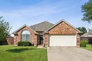 10119 Andre Dr, Irving, TX 75063 - Photo 1