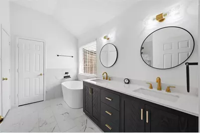 10119 Andre Drive, Irving, TX 75063 - Photo 13