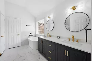 10119 Andre Dr, Irving, TX 75063 - Photo 13